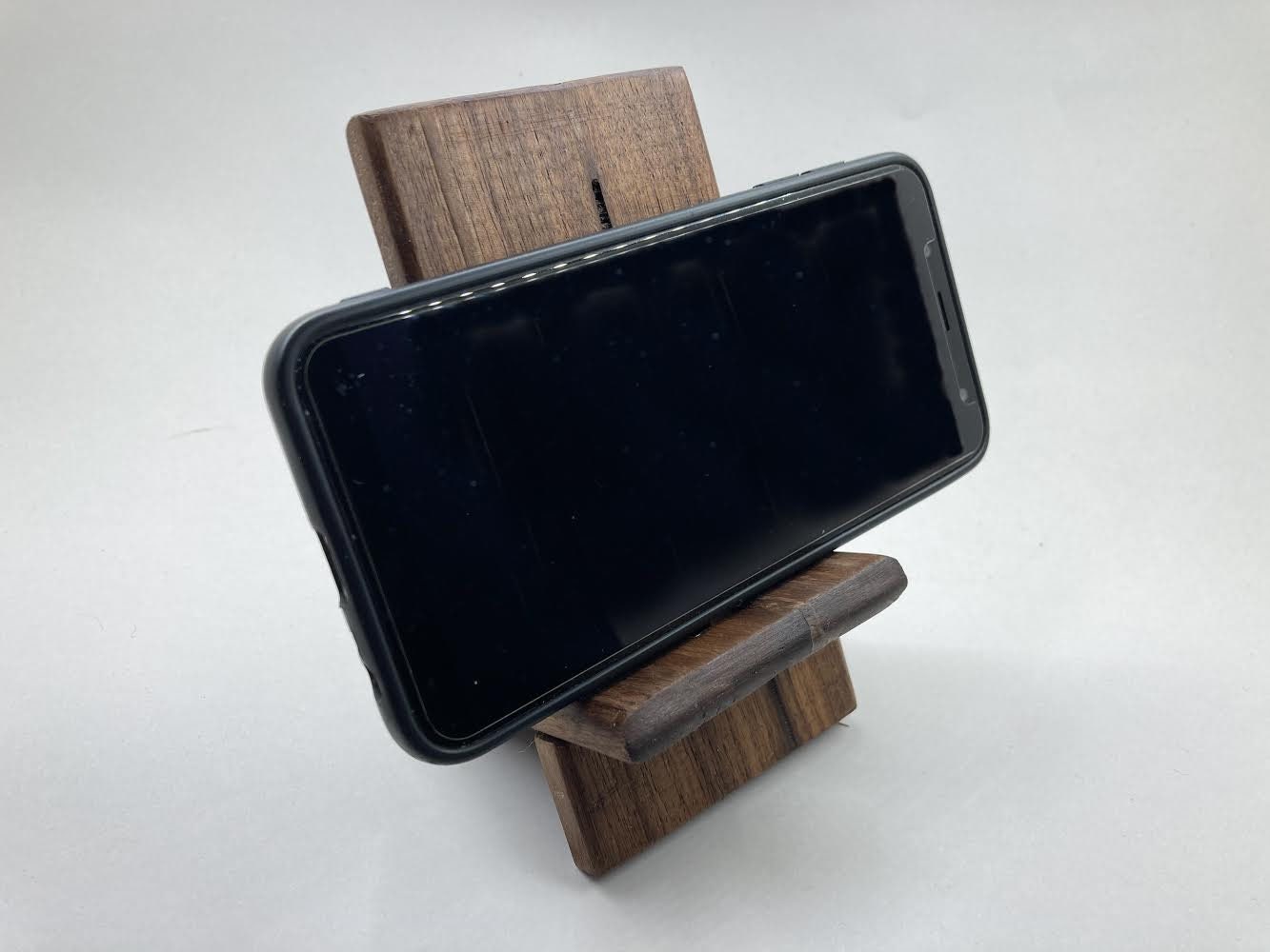 Wooden phone holder - Image 3