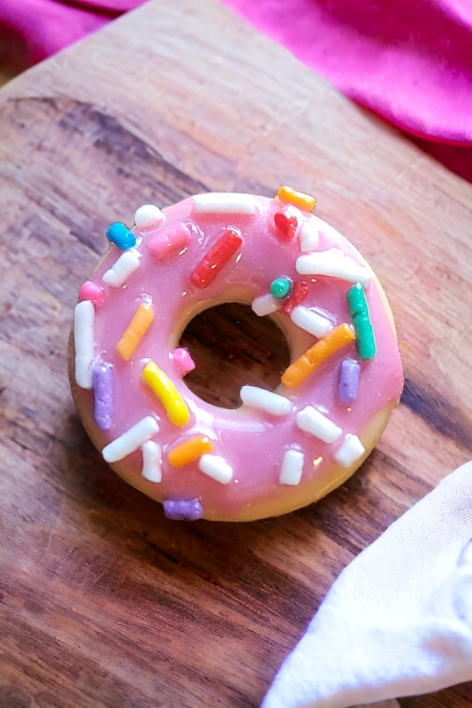 Sprinkle Doughnut Phone Grip: Strawberry Scented, Magnetic Option Available - Image 6