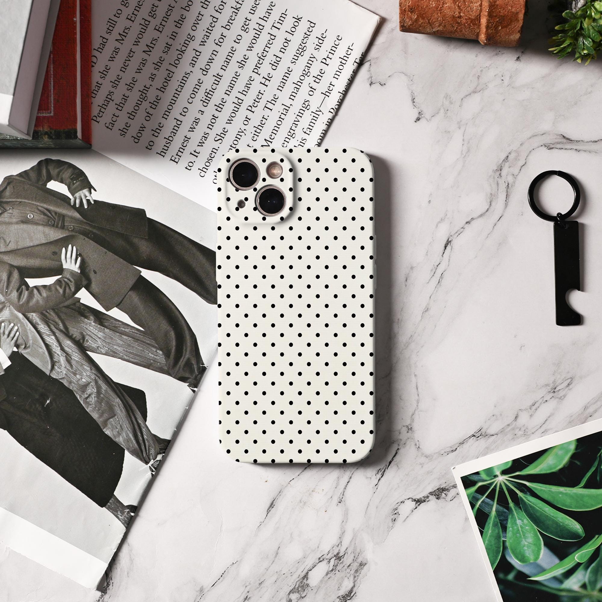 Customizable Polka Dot Phone Case for iPhone Models - Image 2