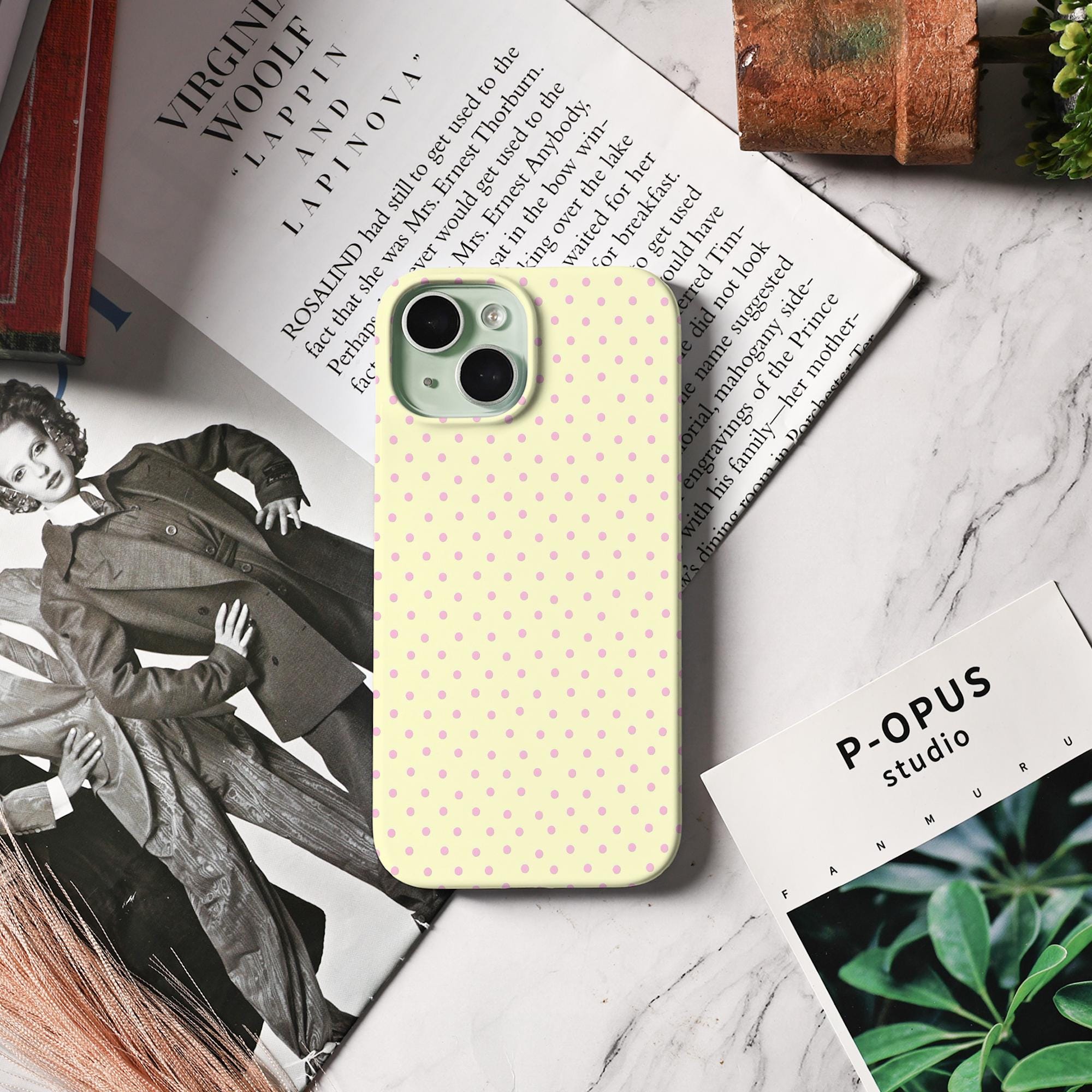 Customizable Polka Dot Phone Case for iPhone Models - Image 3