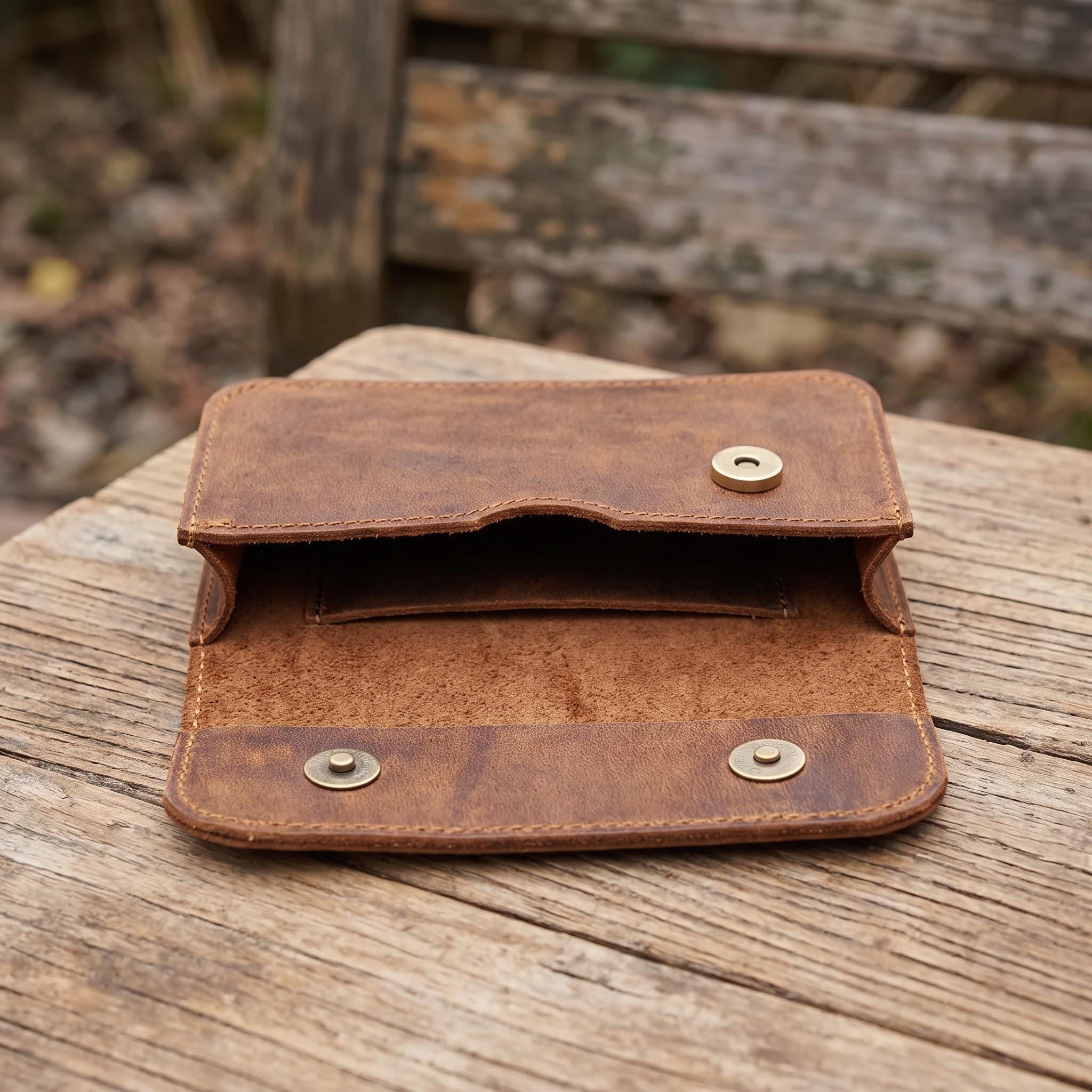 Leather Phone Pouch - Compact Daily Carry - Image 4